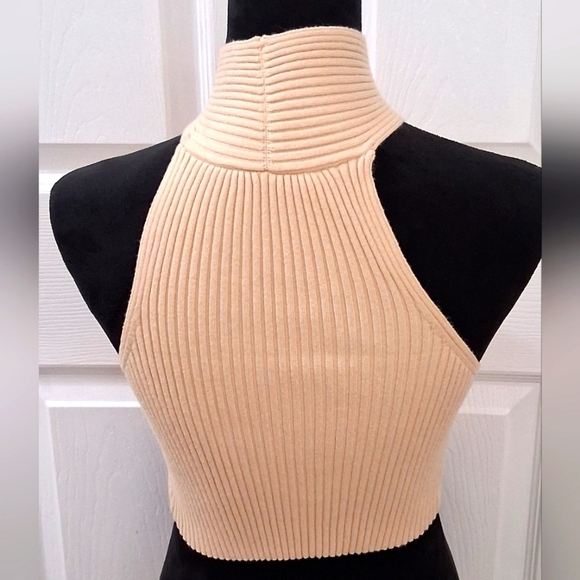 Cider Ribbed Criss Cross Cropped Halter Top A1   Size S - Picture 4 of 14
